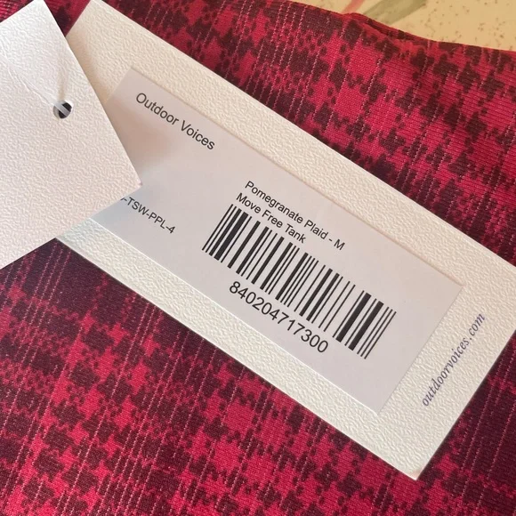 NWT outdoor voices pomegranate plaid  tank top - Picture 8 of 9